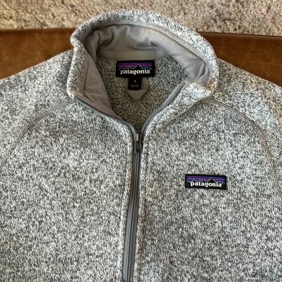 Patagonia gray fleece 1/4 zip women’s small - Picture 2 of 2